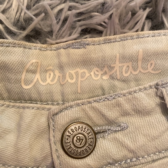 Aeropostale Midi Shorts - Picture 2 of 3